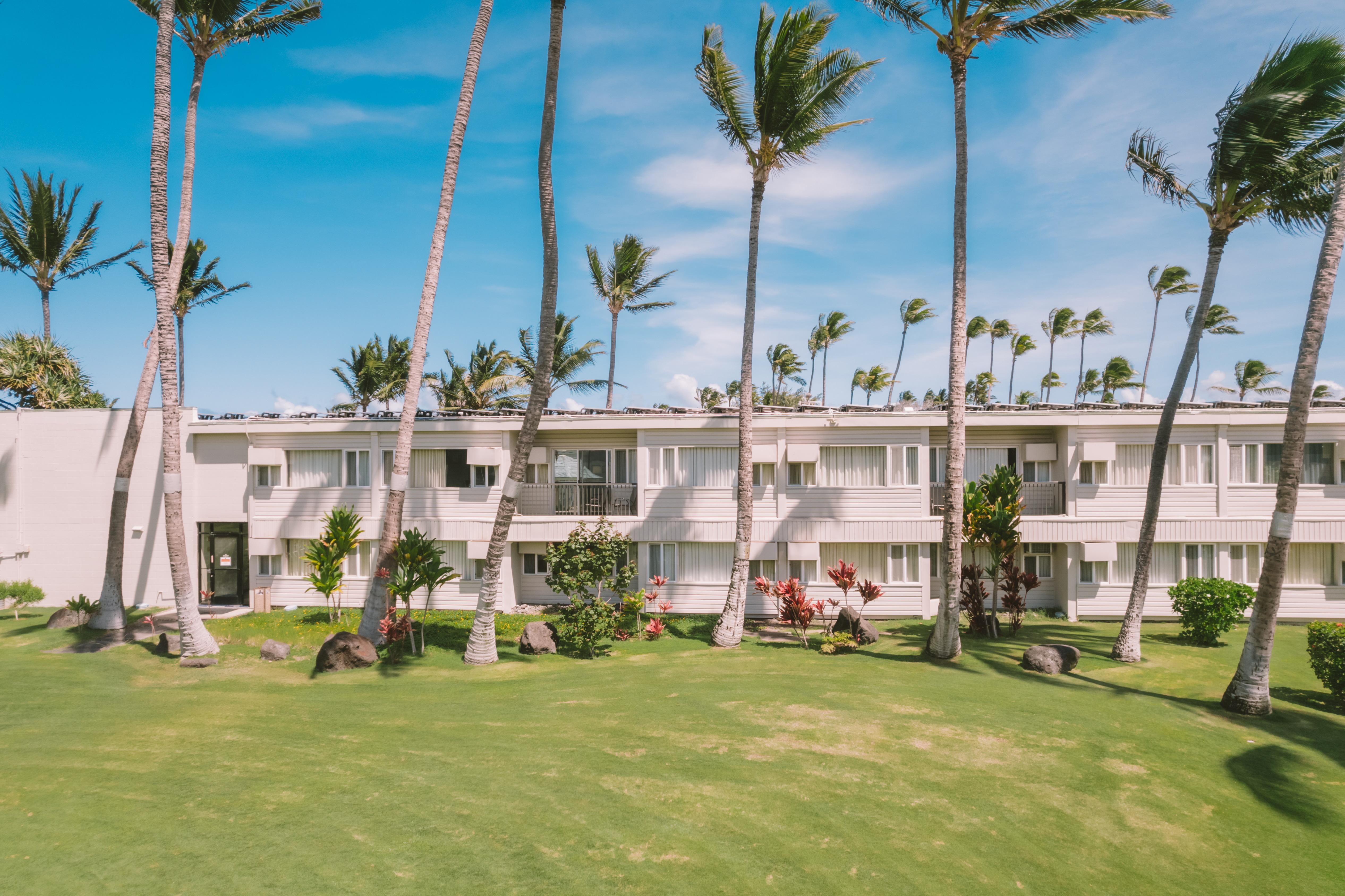 Maui Beach Hotel Kahului Exterior photo