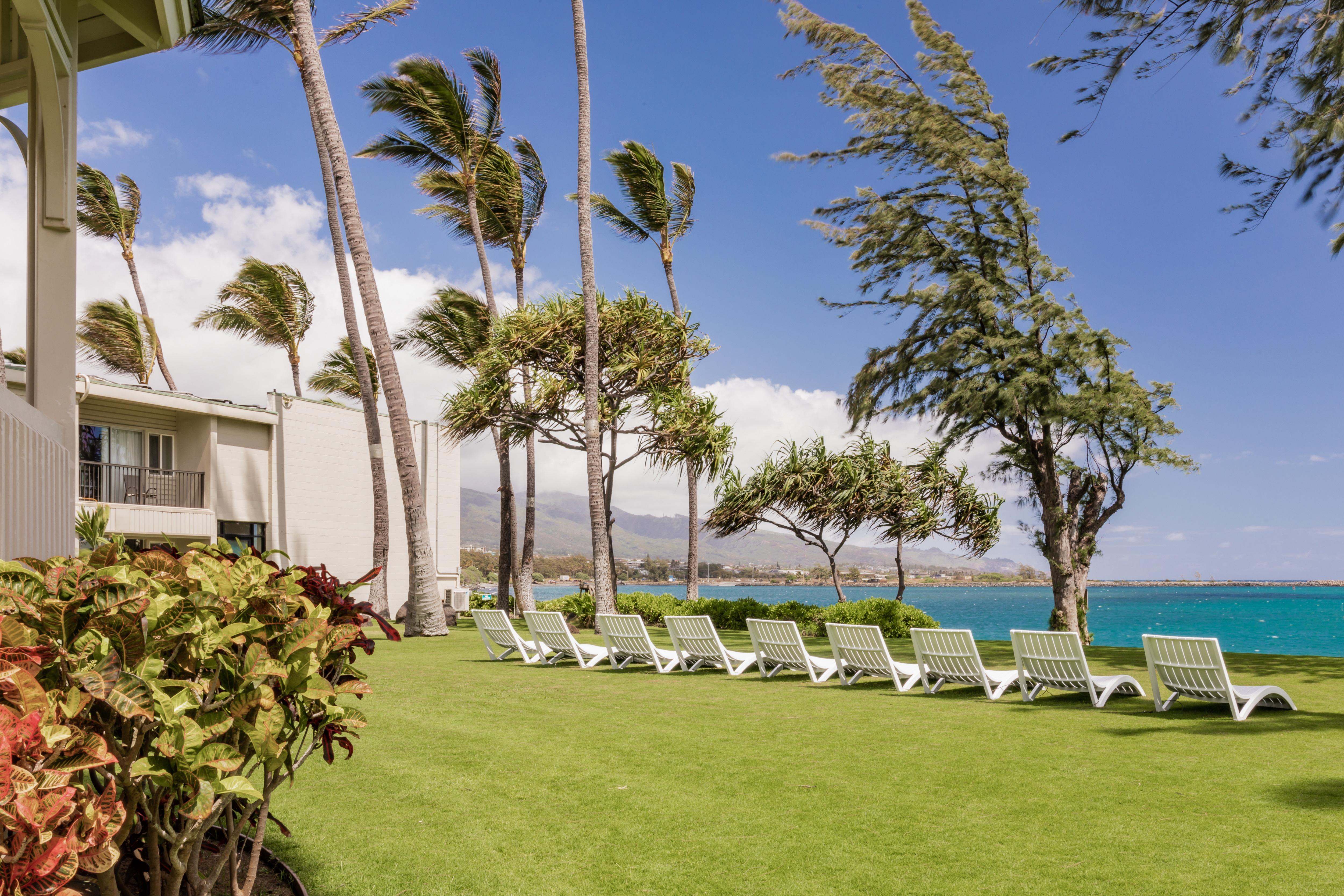 Maui Beach Hotel Kahului Exterior photo